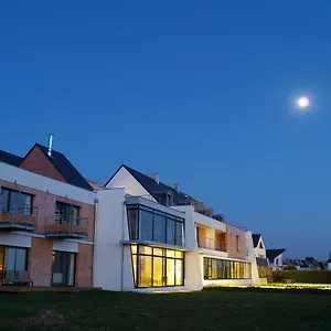 Hotel Logis Le Chateau De Sable